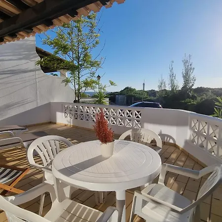 Gaivota Nest - Garden View Apartman *